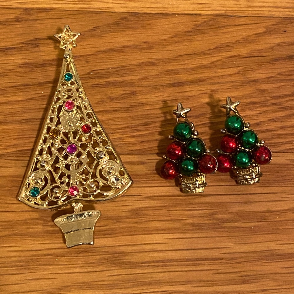Christmas tree pin and Christmas tree earrings